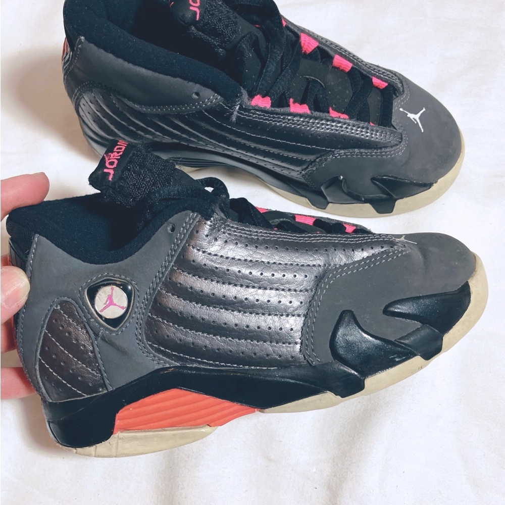 🔥 Nike Air Jordan sneakers sz12 kids